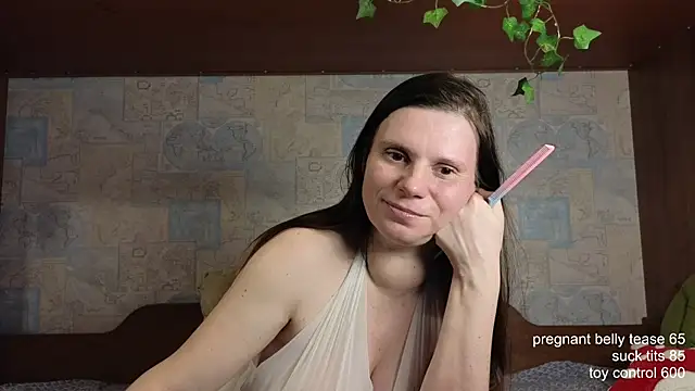 Liisa  online show from December 2024 12:05:02 PM