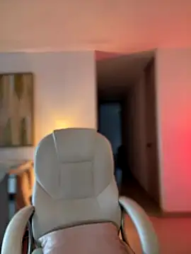 Im Valentina online show from December 2025 10:47:01 PM