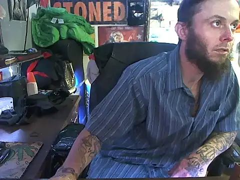 CloudDadddyyy420 online show from March 2025 07:26:02 PM