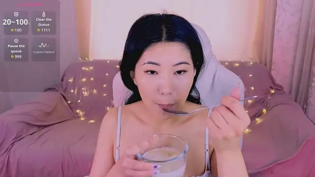 Snapshot of Wendy__Hills chatting on June 2026 05:20:02 AM Wendy Hills online show from June 2026 05:20:02 AM