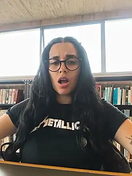 Annya-sweet online show from June 2026 04:01:01 PM