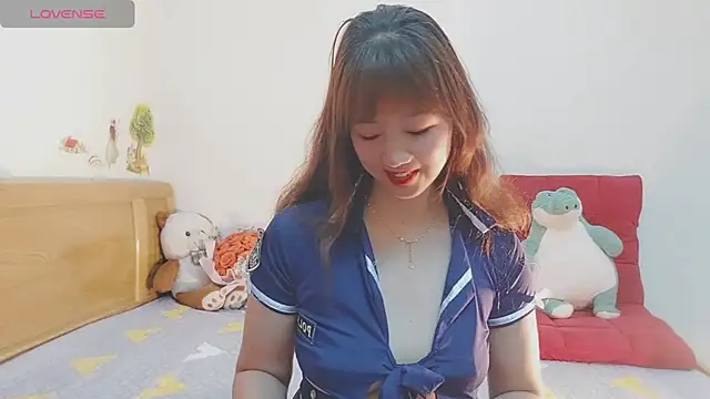 Holygirlsweet777 online show from December 2024 04:12:02 AM