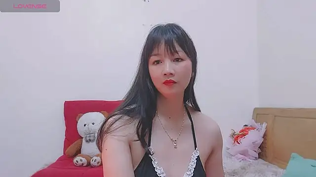 Holygirlsweet777 online show from February 2025 02:26:01 AM