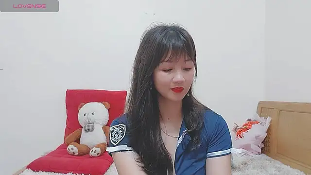 Holygirlsweet777 online show from March 2025 01:47:02 AM