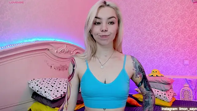 LillyMoure  online show from January 2025 11:55:02 PM