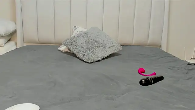  heavenlysent online show from April 2026 01:28:01 AM