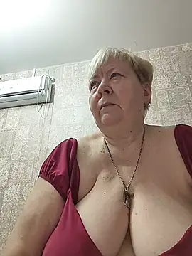 EffectFiona online show from March 2026 12:49:02 AM