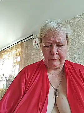 Snapshot of EffectFiona chatting on July 2026 04:07:01 AM EffectFiona online show from July 2026 04:07:01 AM