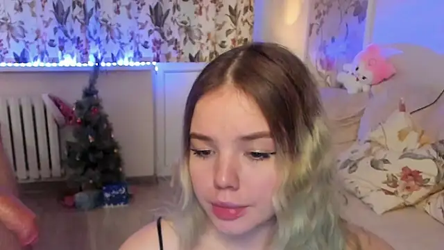 Snapshot of OceanSkyBaby chatting on January 2025 02:57:02 AM OceanSkyBaby online show from January 2025 02:57:02 AM