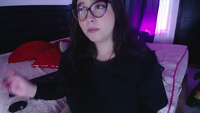 Miss Loise online show from December 2024 03:59:02 PM