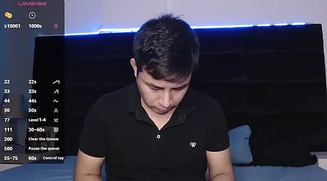 andrewmhilton  online show from March 2025 01:05:01 AM