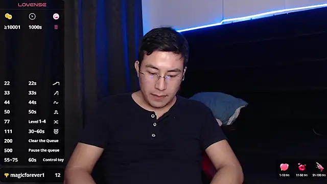 andrewmhilton  online show from March 2025 04:43:02 AM