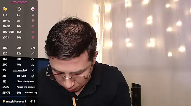 andrewmhilton  online show from March 2025 07:58:02 PM