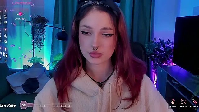 BratzieDarsie online show from December 2024 05:59:01 PM