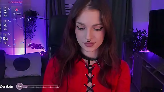 BratzieDarsie online show from December 2024 03:11:01 PM