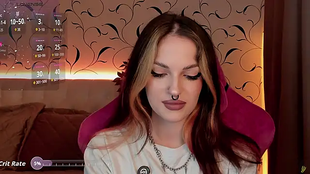 BratzieDarsie online show from October 2025 09:30:02 AM