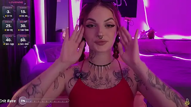 Snapshot of BratzieDarsie chatting on May 2026 03:09:02 PM BratzieDarsie online show from May 2026 03:09:02 PM