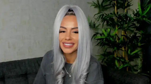 Snapshot of Bailey_Rush chatting on January 2025 04:41:01 PM Bailey Rush online show from January 2025 04:41:01 PM