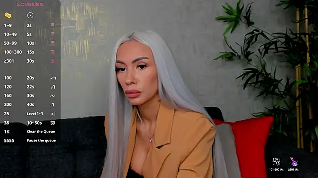 Snapshot of Bailey_Rush chatting on March 2025 12:17:01 PM Bailey Rush online show from March 2025 12:17:01 PM