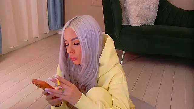 Snapshot of Bailey_Rush chatting on February 2026 05:41:01 PM Bailey Rush online show from February 2026 05:41:01 PM