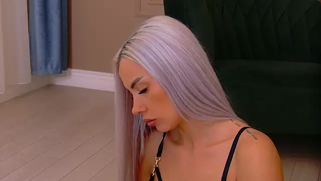 Snapshot of Bailey_Rush chatting on February 2026 08:27:01 PM Bailey Rush online show from February 2026 08:27:01 PM