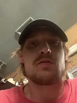 Snapshot of Midwestalpha chatting on April 2026 03:11:01 AM Midwestalpha online show from April 2026 03:11:01 AM