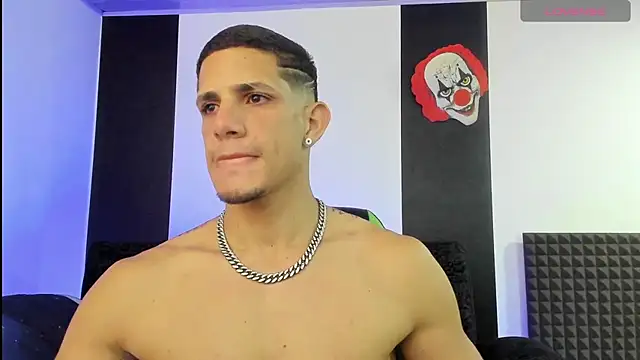 Snapshot of jhonnysnow17 chatting on January 2025 05:08:02 AM jhonnysnow17 online show from January 2025 05:08:02 AM