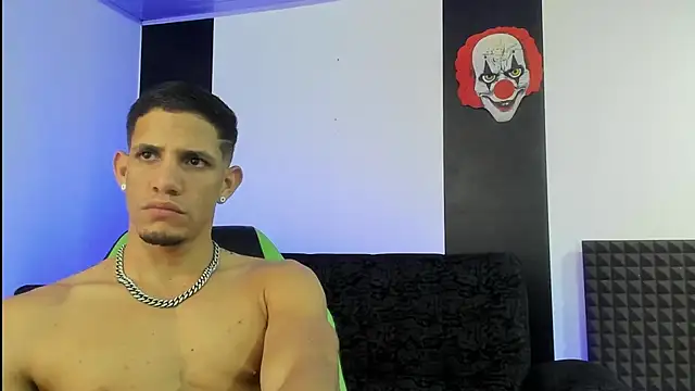 Snapshot of jhonnysnow17 chatting on January 2025 04:23:02 AM jhonnysnow17 online show from January 2025 04:23:02 AM