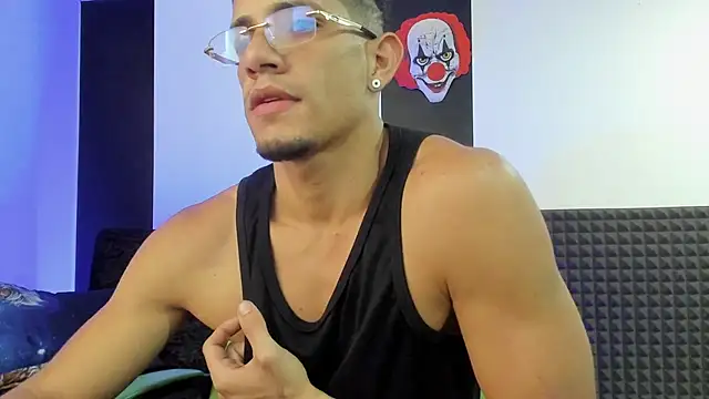 Snapshot of jhonnysnow17 chatting on January 2025 05:56:01 AM jhonnysnow17 online show from January 2025 05:56:01 AM