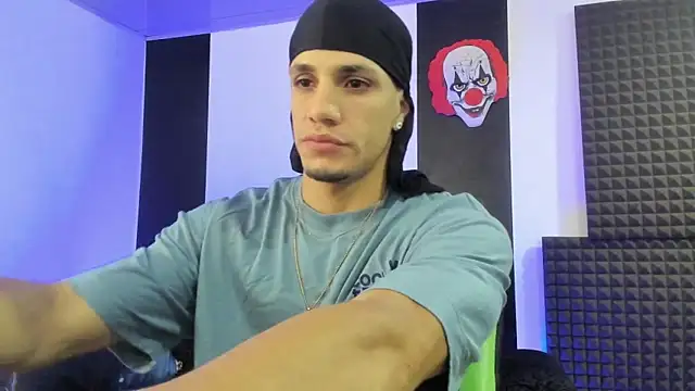 Snapshot of jhonnysnow17 chatting on February 2025 05:52:01 AM jhonnysnow17 online show from February 2025 05:52:01 AM