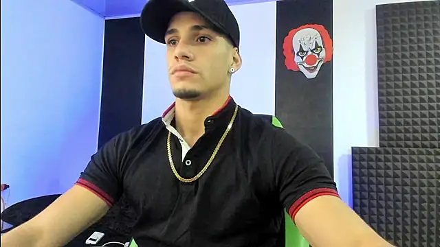 Snapshot of jhonnysnow17 chatting on February 2025 06:37:01 AM jhonnysnow17 online show from February 2025 06:37:01 AM