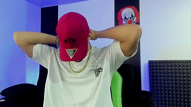 Snapshot of jhonnysnow17 chatting on March 2025 08:51:02 AM jhonnysnow17 online show from March 2025 08:51:02 AM