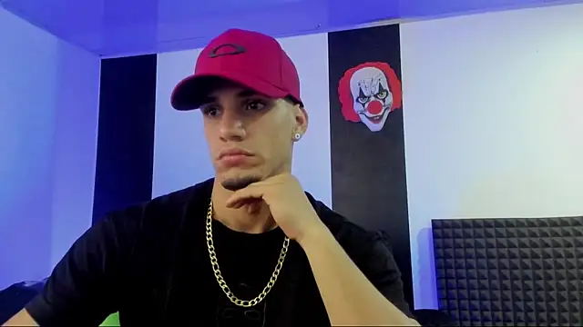 Snapshot of jhonnysnow17 chatting on March 2025 02:30:01 PM jhonnysnow17 online show from March 2025 02:30:01 PM