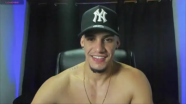 Snapshot of jhonnysnow17 chatting on September 2025 07:08:01 AM jhonnysnow17 online show from September 2025 07:08:01 AM