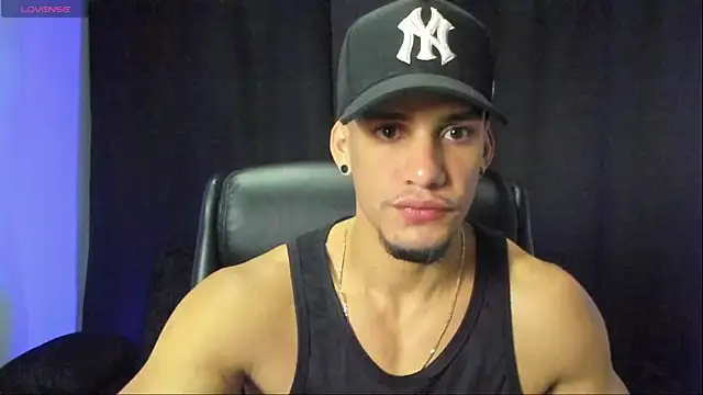 Snapshot of jhonnysnow17 chatting on September 2025 12:40:02 PM jhonnysnow17 online show from September 2025 12:40:02 PM