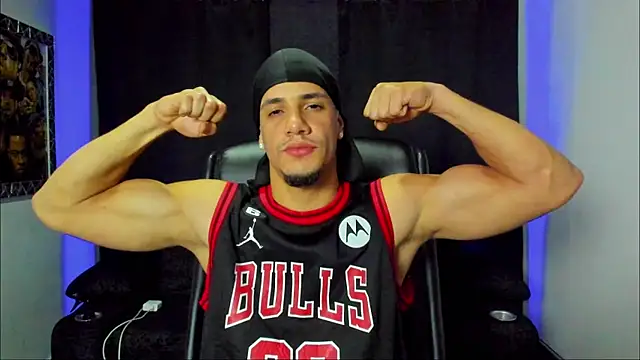 Snapshot of jhonnysnow17 chatting on November 2025 11:51:02 PM jhonnysnow17 online show from November 2025 11:51:02 PM