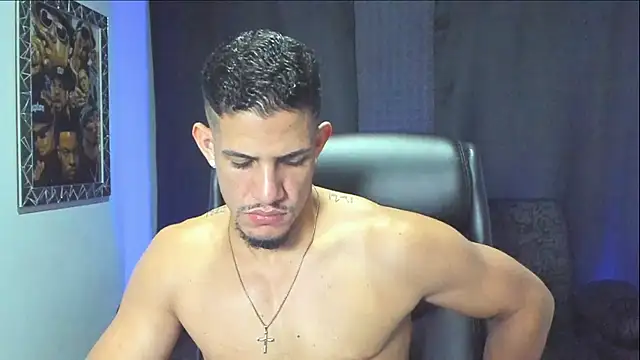 jhonnysnow17 online show from December 2025 03:22:02 AM