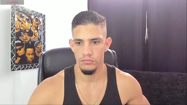 jhonnysnow17 online show from May 2026 06:26:02 PM