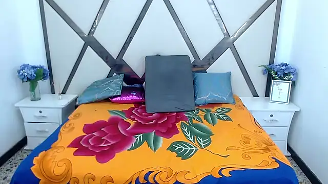 ChloexBigAss online show from December 2024 09:00:02 PM