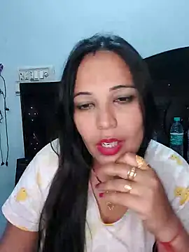 Snapshot of Poojabhabi101 chatting on December 2024 05:06:02 PM Poojabhabi101 online show from December 2024 05:06:02 PM