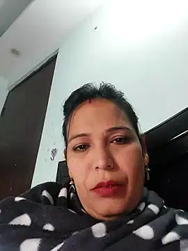 Snapshot of Poojabhabi101 chatting on December 2024 07:45:02 AM Poojabhabi101 online show from December 2024 07:45:02 AM