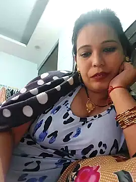 Snapshot of Poojabhabi101 chatting on December 2024 04:50:01 PM Poojabhabi101 online show from December 2024 04:50:01 PM