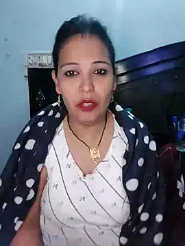 Snapshot of Poojabhabi101 chatting on January 2025 06:40:01 AM Poojabhabi101 online show from January 2025 06:40:01 AM