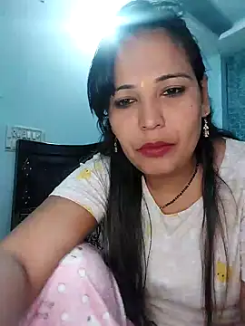 Snapshot of Poojabhabi101 chatting on January 2025 07:20:02 AM Poojabhabi101 online show from January 2025 07:20:02 AM