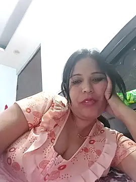 Snapshot of Poojabhabi101 chatting on February 2025 05:53:02 PM Poojabhabi101 online show from February 2025 05:53:02 PM