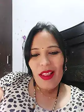 Snapshot of Poojabhabi101 chatting on February 2025 05:35:02 AM Poojabhabi101 online show from February 2025 05:35:02 AM