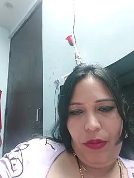 Snapshot of Poojabhabi101 chatting on February 2025 06:07:01 AM Poojabhabi101 online show from February 2025 06:07:01 AM