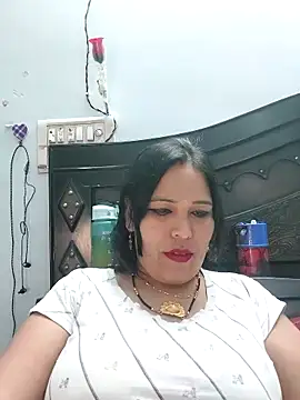 Snapshot of Poojabhabi101 chatting on February 2025 05:59:02 AM Poojabhabi101 online show from February 2025 05:59:02 AM