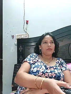 Snapshot of Poojabhabi101 chatting on September 2025 05:40:01 AM Poojabhabi101 online show from September 2025 05:40:01 AM