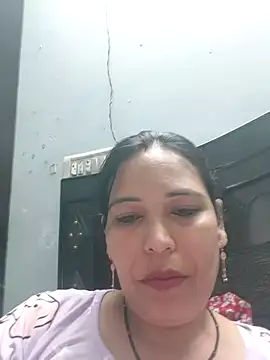Snapshot of Poojabhabi101 chatting on April 2026 05:21:01 AM Poojabhabi101 online show from April 2026 05:21:01 AM